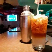coctel long island Area